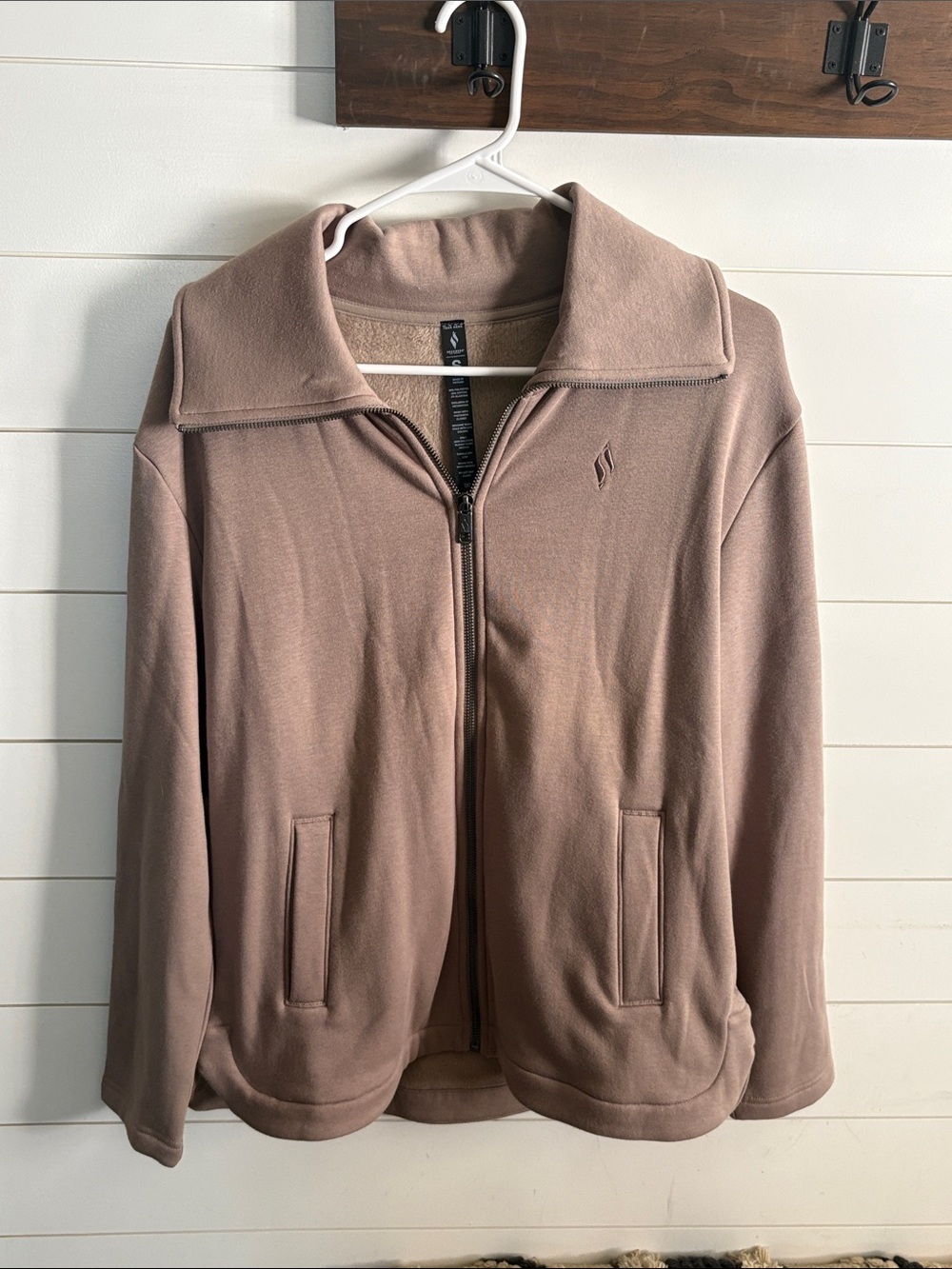 Skechers Full-Zip sweater